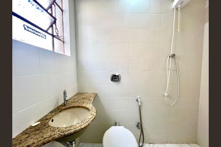 Casa à venda com 490m², 4 quartos e 3 vagas Casa à venda com 490m², 4 quartos e 3 vagasBanheiro da Suíte