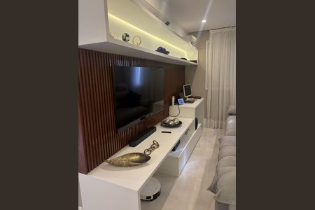 Apartamento à venda com 87m², 2 quartos e 2 vagasSala