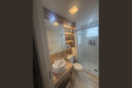 Apartamento à venda com 87m², 2 quartos e 2 vagasBanheiro
