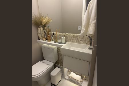 Apartamento à venda com 87m², 2 quartos e 2 vagasBanheiro 
