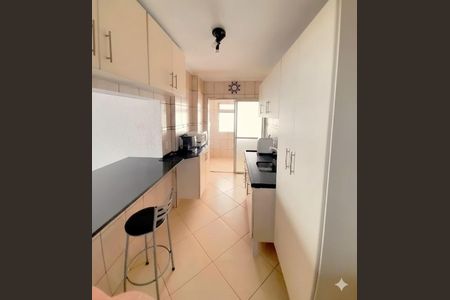 Apartamento à venda com 82m², 3 quartos e 1 vaga Apartamento à venda com 82m², 3 quartos e 1 vagaFoto 02