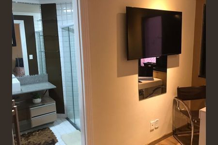 Apartamento para alugar com 237m², 3 quartos e 3 vagas Apartamento para alugar com 237m², 3 quartos e 3 vagasBanheiro