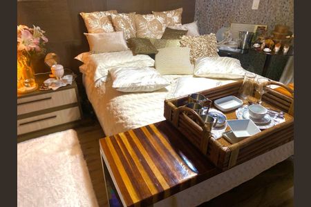 Apartamento para alugar com 237m², 3 quartos e 3 vagas Apartamento para alugar com 237m², 3 quartos e 3 vagasQuarto