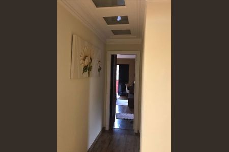 Apartamento para alugar com 237m², 3 quartos e 3 vagas Apartamento para alugar com 237m², 3 quartos e 3 vagasCorredor