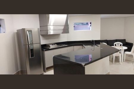 Apartamento para alugar com 237m², 3 quartos e 3 vagas Apartamento para alugar com 237m², 3 quartos e 3 vagasCozinha