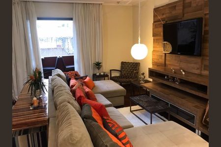 Apartamento para alugar com 237m², 3 quartos e 3 vagas Apartamento para alugar com 237m², 3 quartos e 3 vagasSala