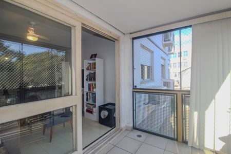 Apartamento à venda com 94m², 3 quartos e 1 vagaVaranda