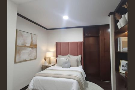 Casa à venda com 310m², 6 quartos e 2 vagas