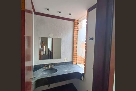 Casa à venda com 310m², 6 quartos e 2 vagas