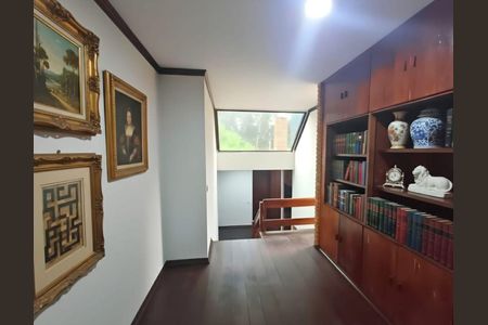 Casa à venda com 6 quartos, 310m² em Vila Prudente, São Paulo