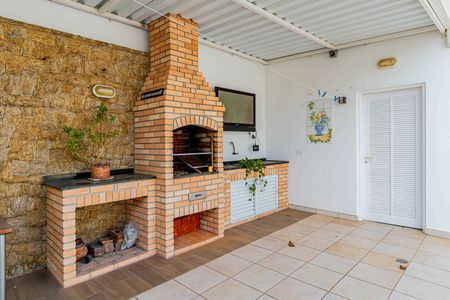Casa para alugar com 240m², 4 quartos e 3 vagas Casa para alugar com 240m², 4 quartos e 3 vagasÁrea social