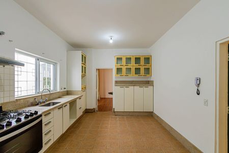 Casa para alugar com 240m², 4 quartos e 3 vagas Casa para alugar com 240m², 4 quartos e 3 vagasCozinha