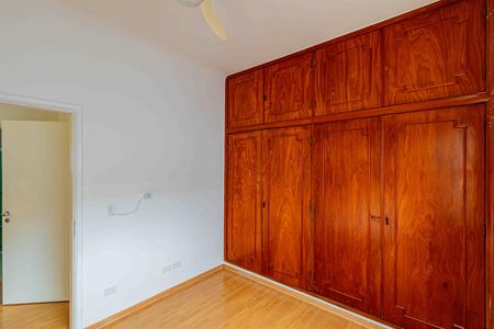Casa para alugar com 240m², 4 quartos e 3 vagas Casa para alugar com 240m², 4 quartos e 3 vagasQuarto 03