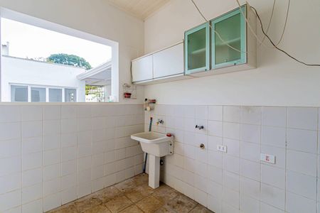Casa para alugar com 240m², 4 quartos e 3 vagas Casa para alugar com 240m², 4 quartos e 3 vagasLavanderia