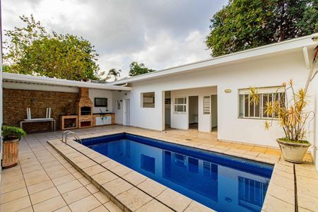 Casa para alugar com 240m², 4 quartos e 3 vagas Casa para alugar com 240m², 4 quartos e 3 vagasÁrea social