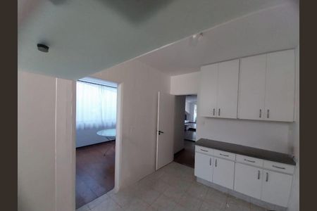 Casa para alugar com 3 quartos, 330m² em Vila Sonia, São Paulo