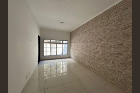Casa para alugar com 3 quartos, 110m² em Vila do Bosque, São Paulo
