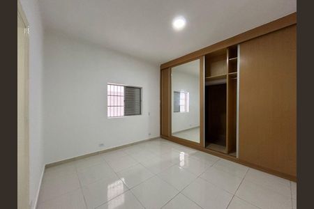 Casa para alugar com 3 quartos, 110m² em Vila do Bosque, São Paulo
