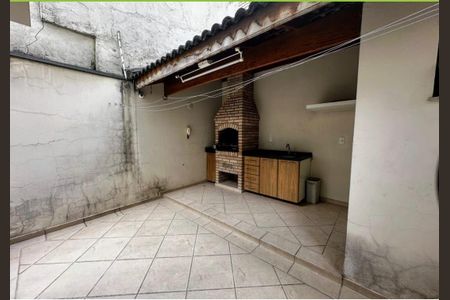 Casa para alugar com 3 quartos, 240m² em Vila Regente Feijó, São Paulo