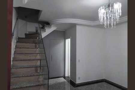 Casa à venda com 2 quartos, 95m² em Chácara Mafalda, São Paulo