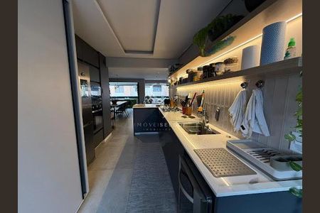 Apartamento à venda com 132m², 3 quartos e 3 vagas
