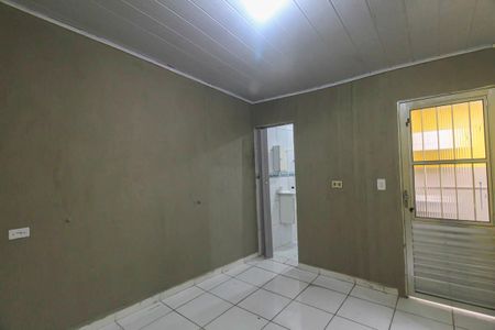 Casa para alugar com 1 quarto, 50m² em Fazenda da Juta, São Paulo