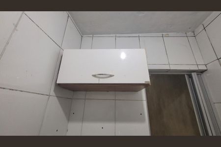 Casa para alugar com 50m², 1 quarto e sem vaga Casa para alugar com 50m², 1 quarto e sem vagaDetalhe do banheiro