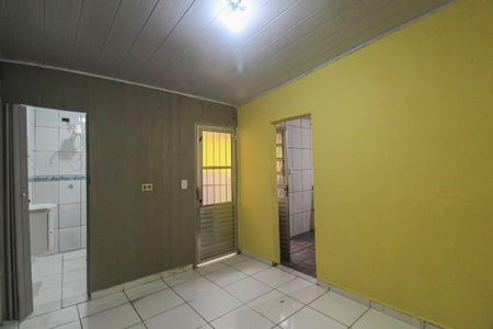 Casa para alugar com 1 quarto, 50m² em Fazenda da Juta, São Paulo
