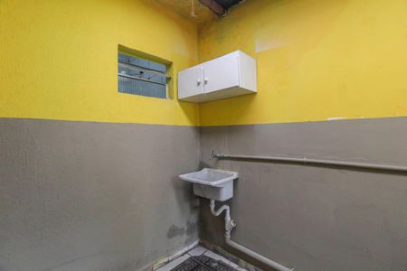 Área de serviço de casa para alugar com 1 quarto, 50m² em Fazenda da Juta, São Paulo