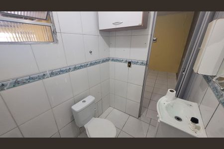Casa para alugar com 50m², 1 quarto e sem vaga Casa para alugar com 50m², 1 quarto e sem vagaBanheiro
