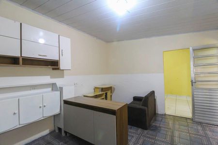 Sala/Cozinha de casa para alugar com 1 quarto, 50m² em Fazenda da Juta, São Paulo