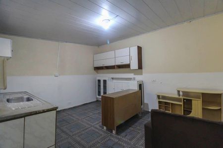 Sala/Cozinha de casa para alugar com 1 quarto, 50m² em Fazenda da Juta, São Paulo