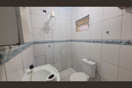 Casa para alugar com 50m², 1 quarto e sem vaga Casa para alugar com 50m², 1 quarto e sem vagaBanheiro