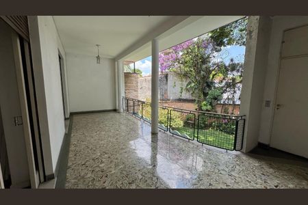 Casa à venda com 5 quartos, 540m² em Jardim America, São Paulo