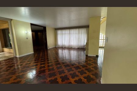 Casa à venda com 5 quartos, 540m² em Jardim America, São Paulo