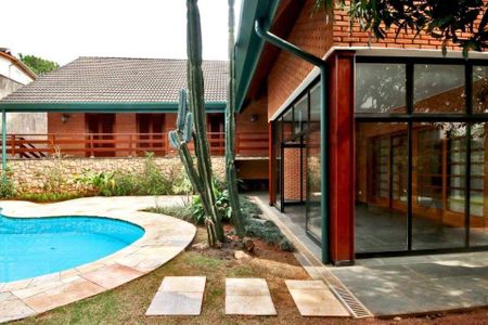Casa à venda com 575m², 4 quartos e sem vaga