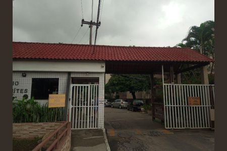 Apartamento para alugar com 65m², 2 quartos e 1 vaga Apartamento para alugar com 65m², 2 quartos e 1 vagaFachada