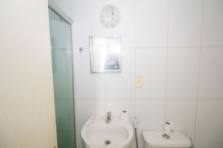 Apartamento para alugar com 65m², 2 quartos e 1 vaga Apartamento para alugar com 65m², 2 quartos e 1 vagaBanheiro