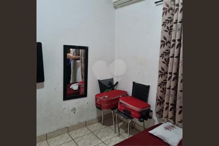 Casa à venda com 300m², 3 quartos e 2 vagas