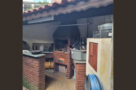 Casa à venda com 300m², 3 quartos e 2 vagas