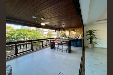 Apartamento à venda com 188m², 3 quartos e 2 vagas
