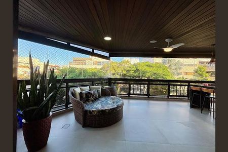 Apartamento à venda com 188m², 3 quartos e 2 vagas