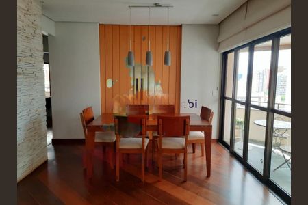 Apartamento à venda com 200m², 2 quartos e 2 vagas