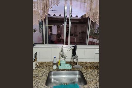 Casa à venda com 145m², 2 quartos e 2 vagas