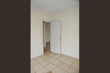 Apartamento para alugar com 76m², 3 quartos e 1 vaga Apartamento para alugar com 76m², 3 quartos e 1 vagaQuarto
