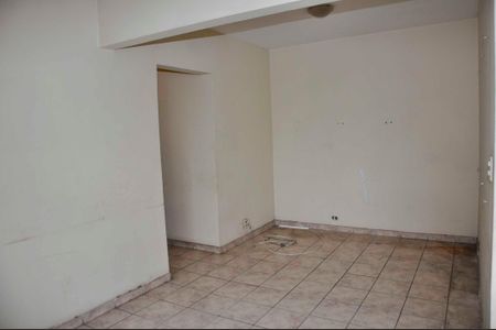 Apartamento para alugar com 76m², 3 quartos e 1 vaga Apartamento para alugar com 76m², 3 quartos e 1 vagaSala