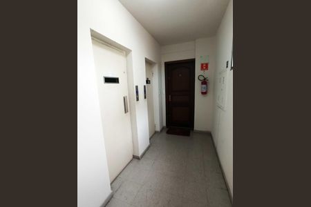 Apartamento para alugar com 76m², 3 quartos e 1 vaga Apartamento para alugar com 76m², 3 quartos e 1 vagaHall Elevador