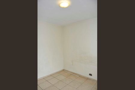 Apartamento para alugar com 76m², 3 quartos e 1 vaga Apartamento para alugar com 76m², 3 quartos e 1 vagaQuarto