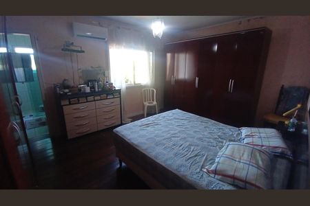 Casa de condomínio à venda com 100m², 3 quartos e 1 vagaQuarto