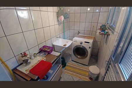 Casa de condomínio à venda com 100m², 3 quartos e 1 vagaÁrea de serviço